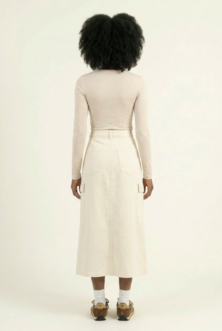 0|3|Off-White