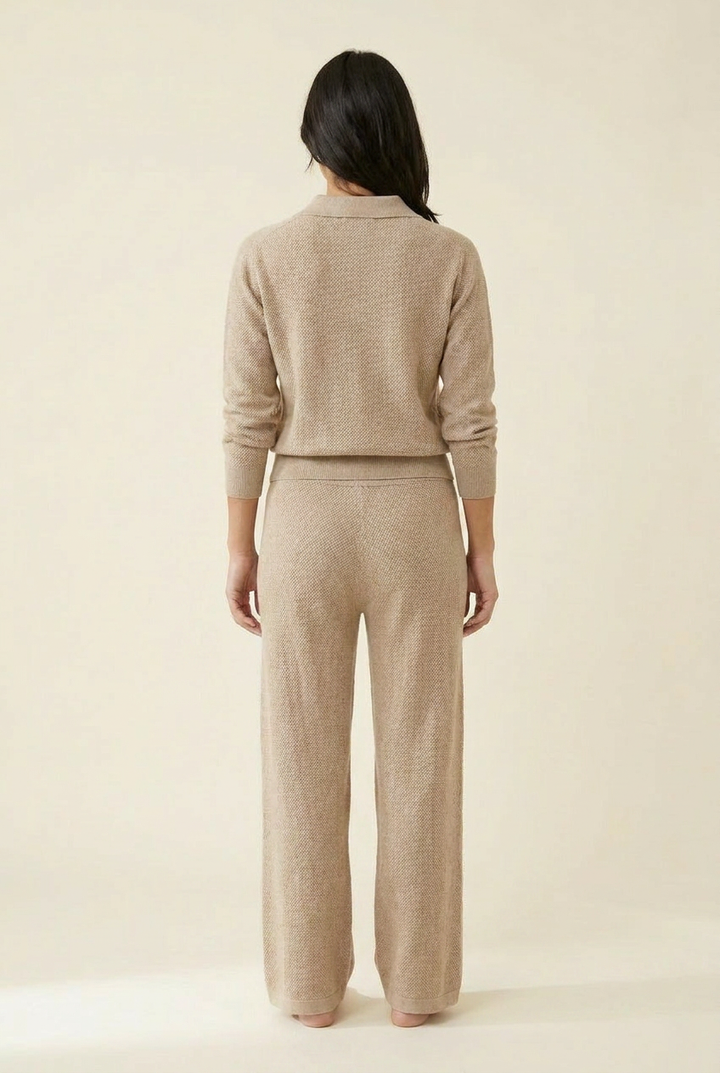 1|3|Beige